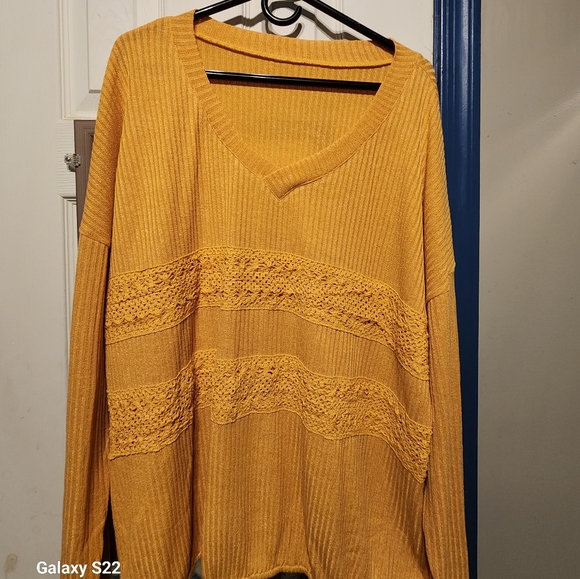 Source Unknown Sweaters - Beautiful mustard colored over size sweater size 1xl